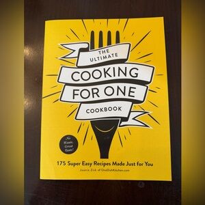 The Ultimate Cooking for One Cookbook - Paperback